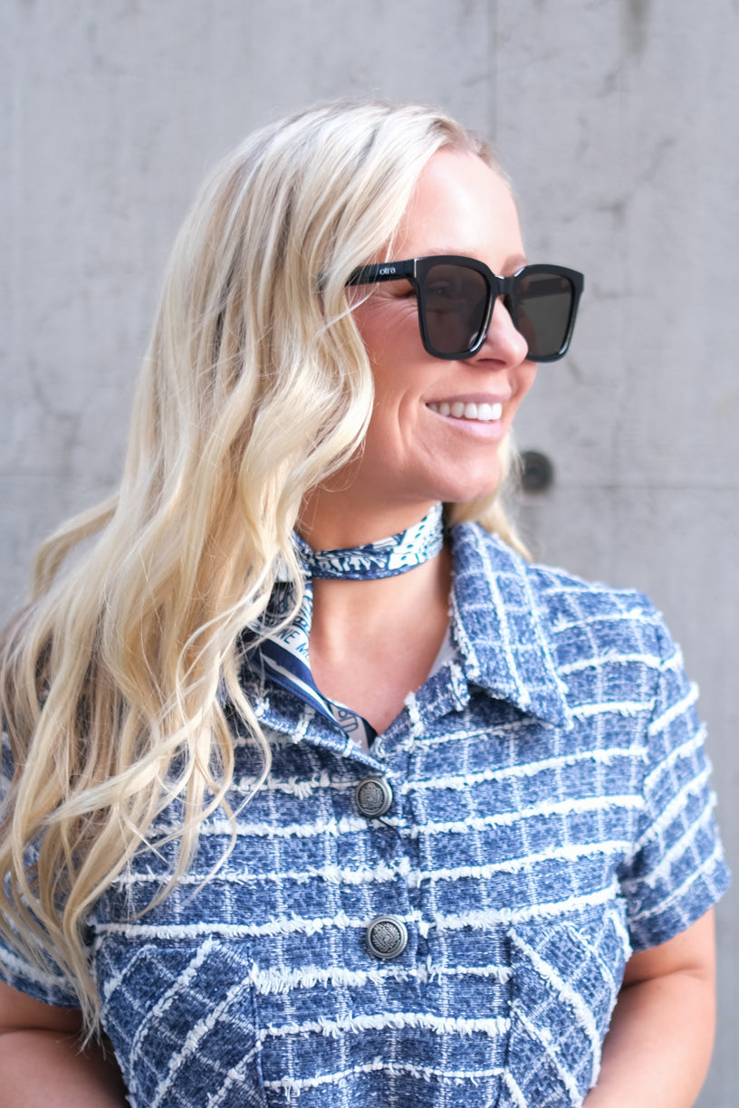 Italiensk Silke Skjerf Square Navy/Creme