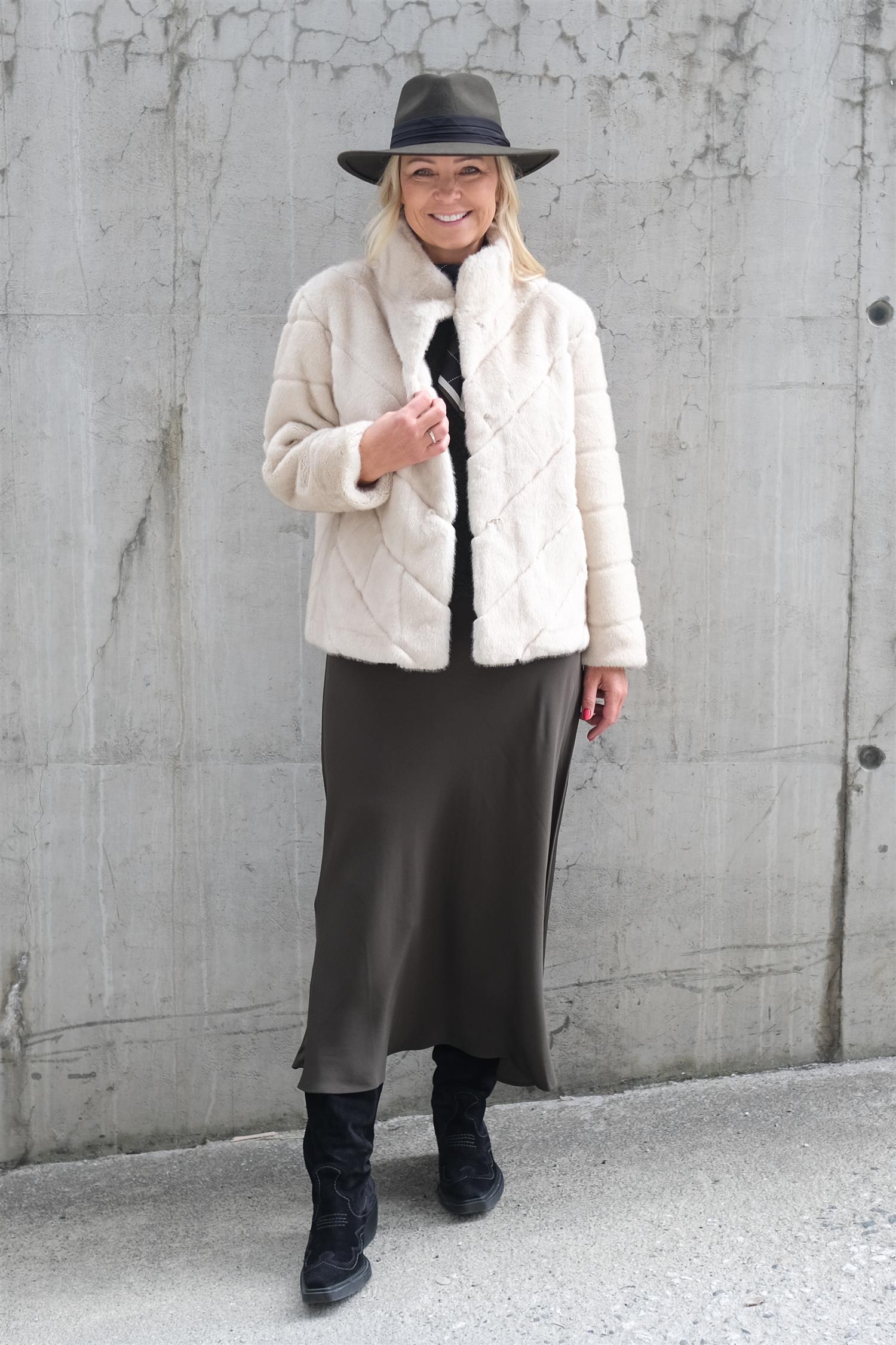 Sonja Jakke Lys Beige