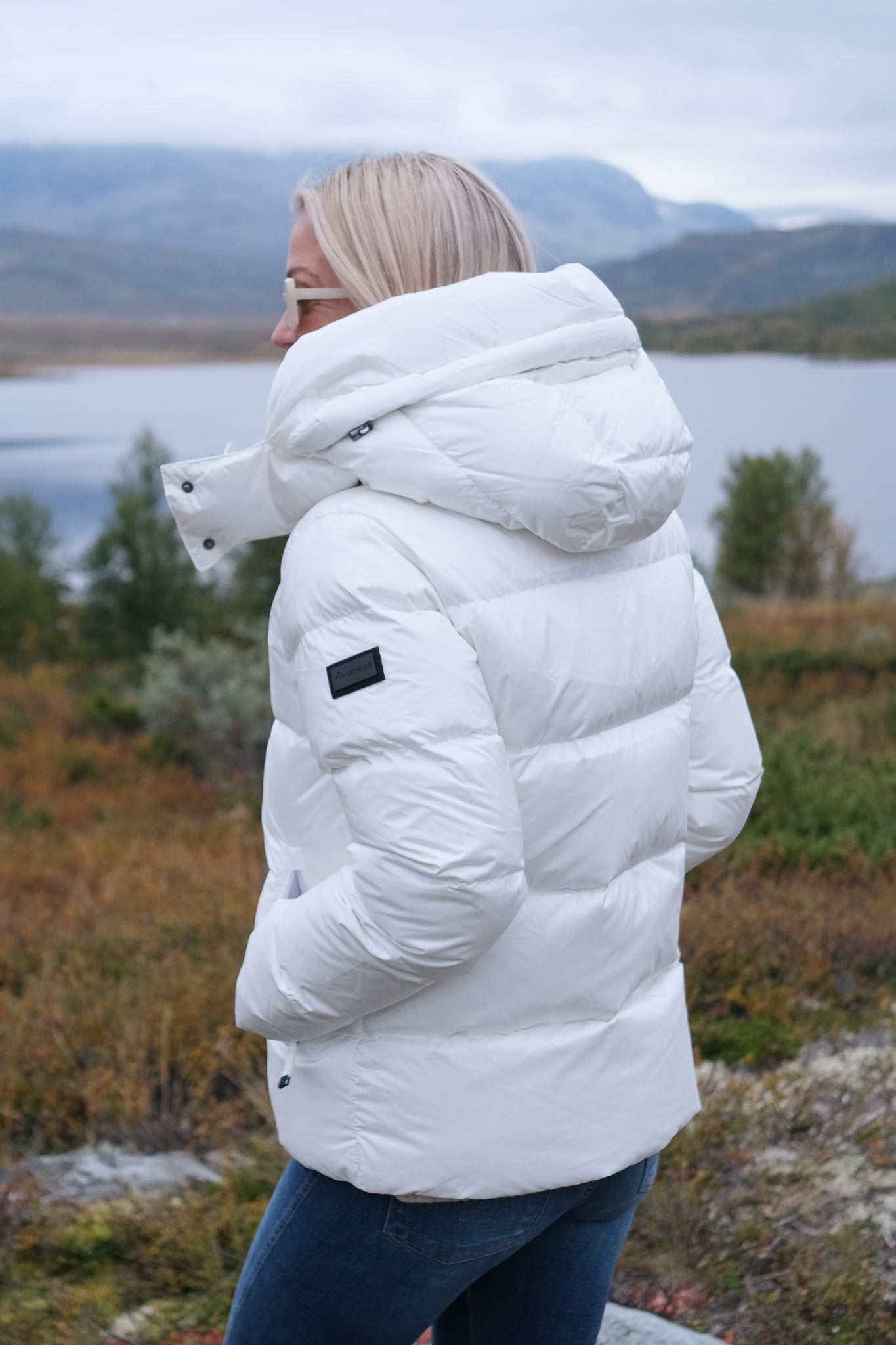 Stella Down Jacket Cloud White