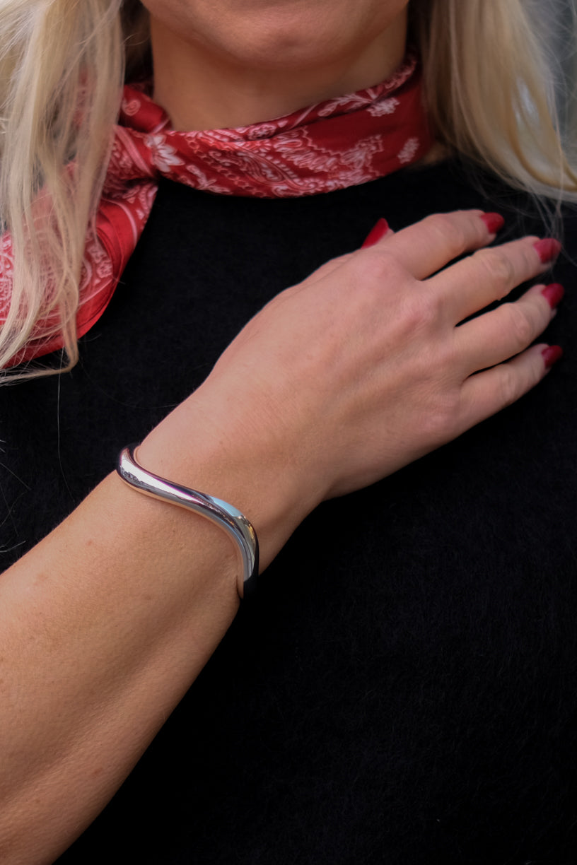 Yesica Cuff Bracelet Silver Plated
