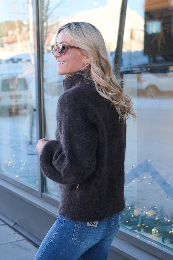 Li Chunky Sweater Dark Brown