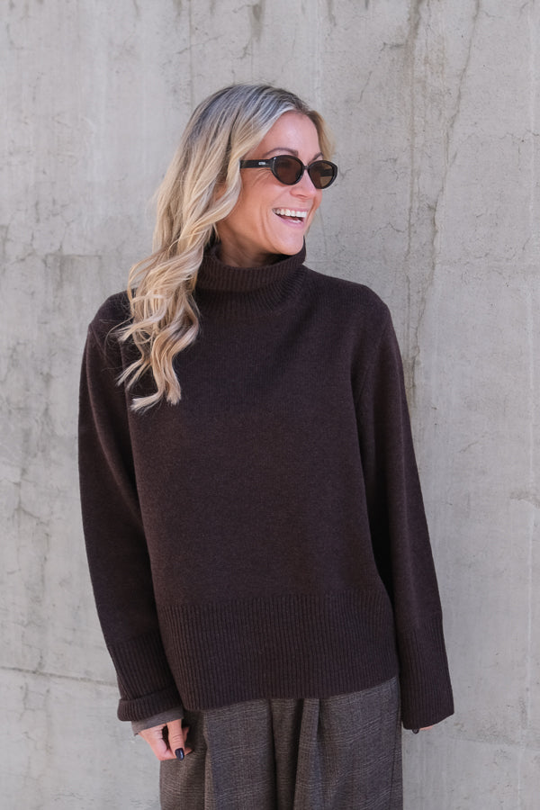 Alpha Knit T-Neck Dark Brown Melange
