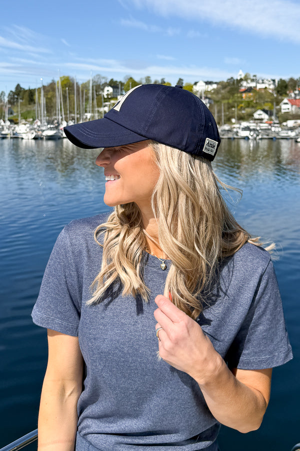 Eden Heart Caps Dk Navy