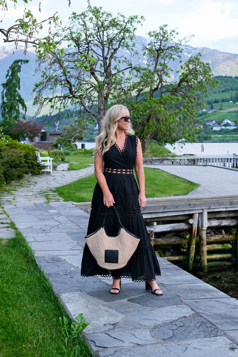 Blondekjole Maxi Sort