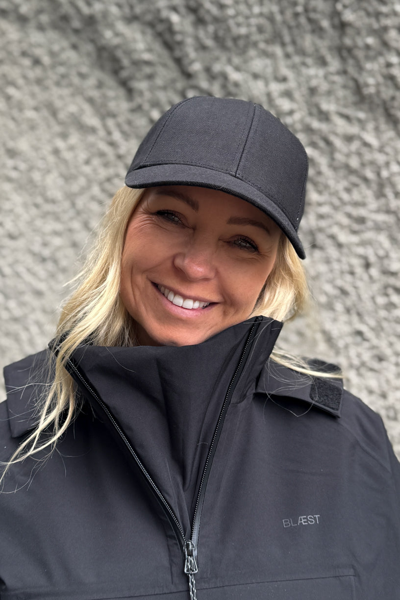 Licorice Black Linen