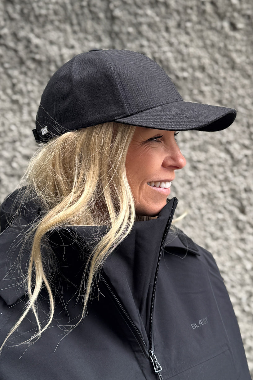 Licorice Black Linen