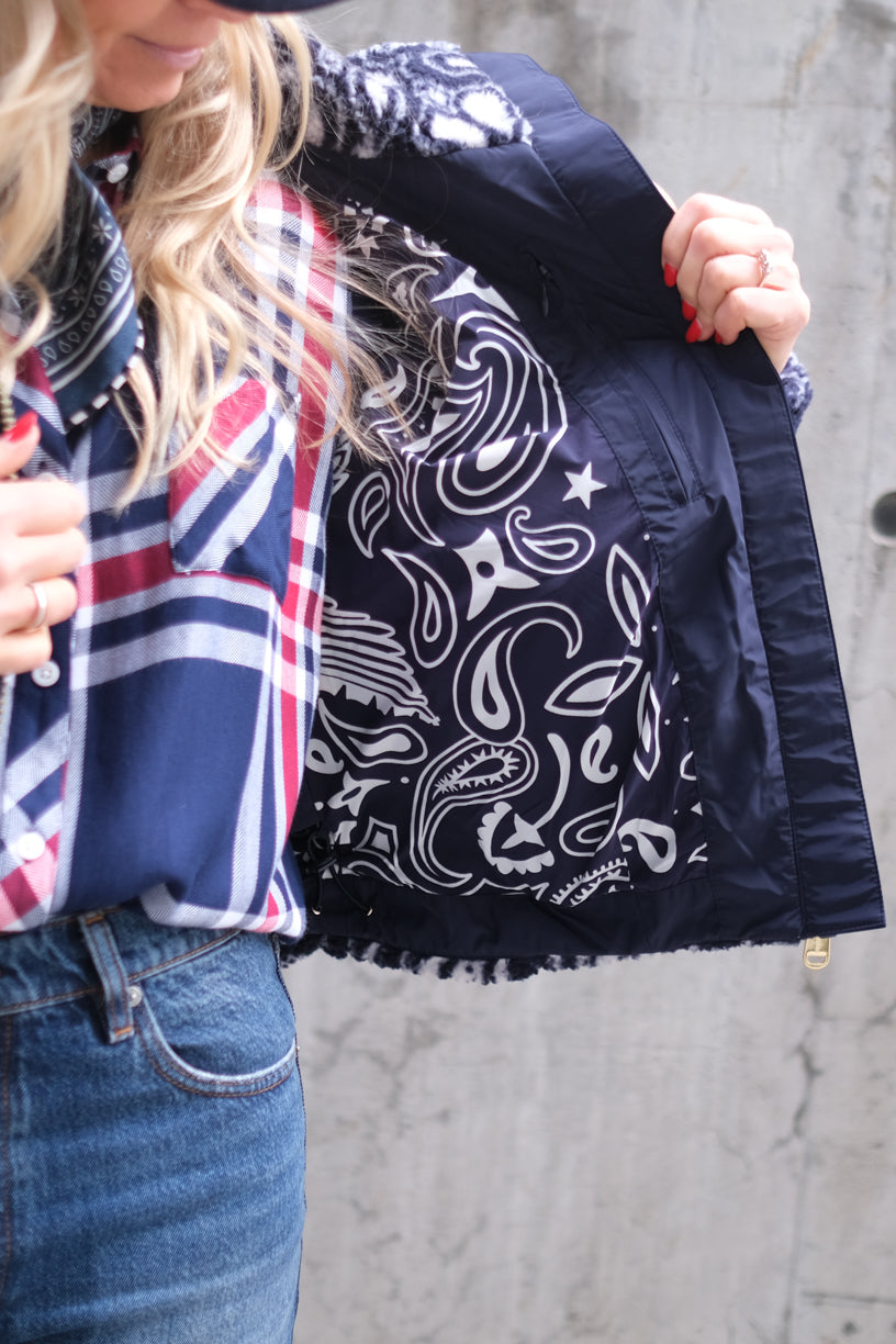 Bandana Fleece Jacket Paisley Blue