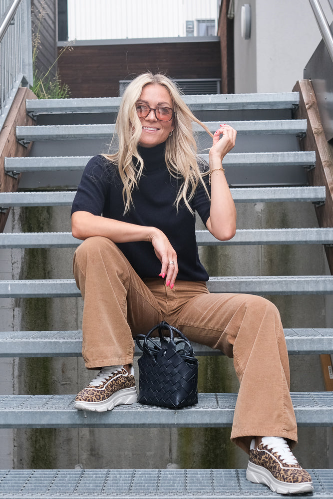 New Brava Micro Cord Tabacco Brown