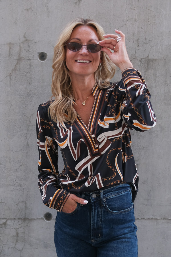 Fae Blouse Black