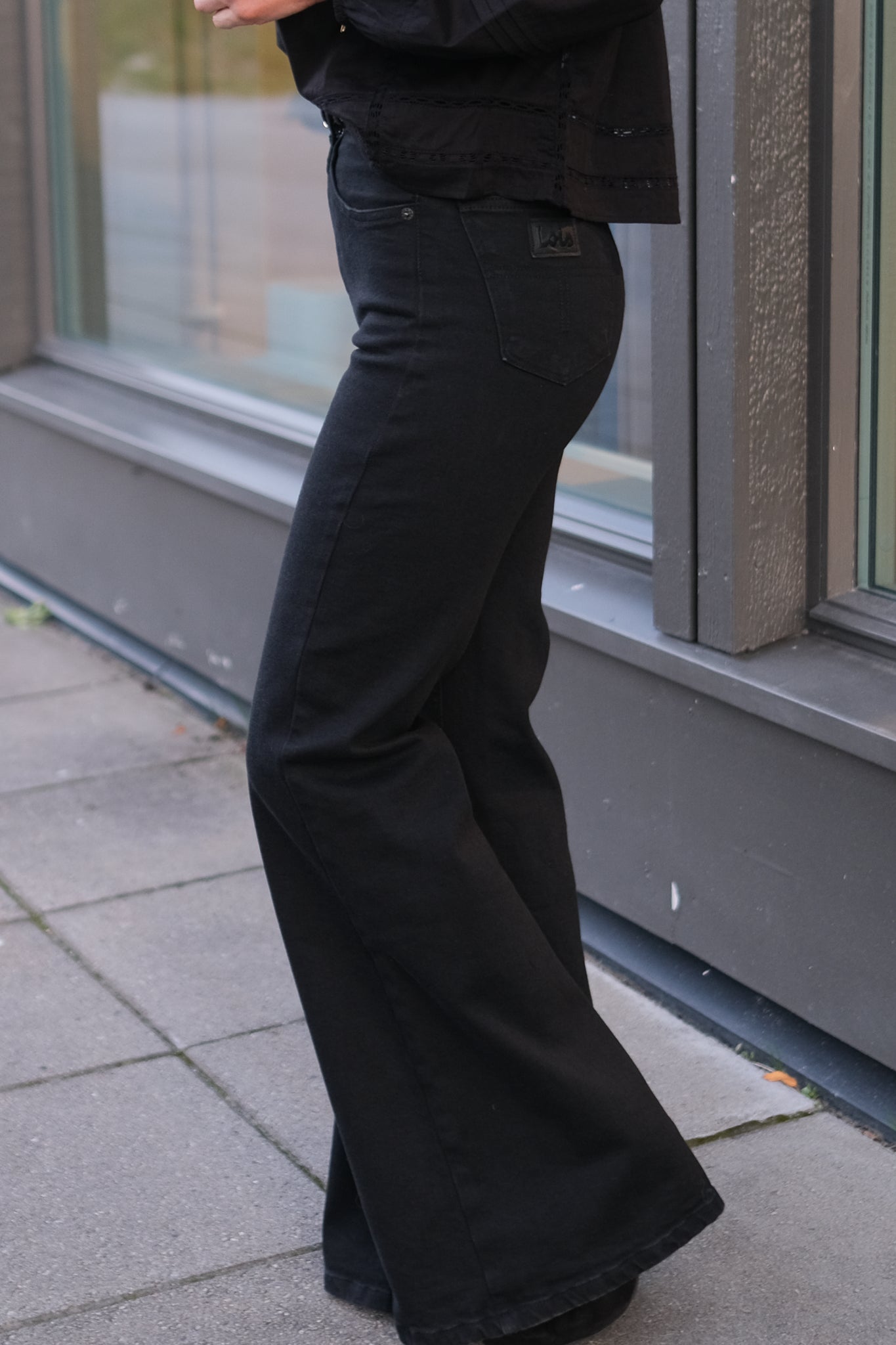 Palas Mallow Bob Black