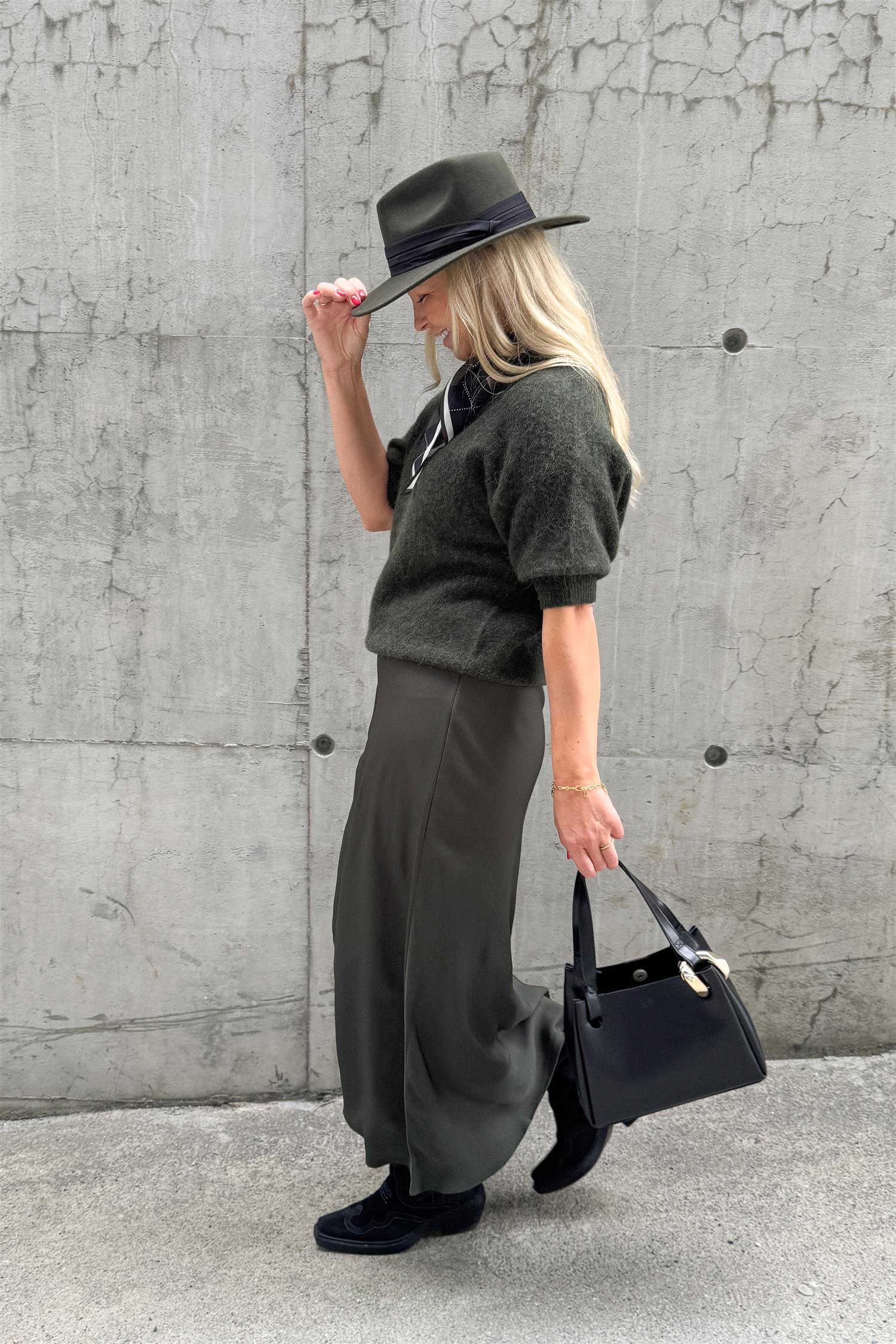 Tyne Satin Skirt Forest Green