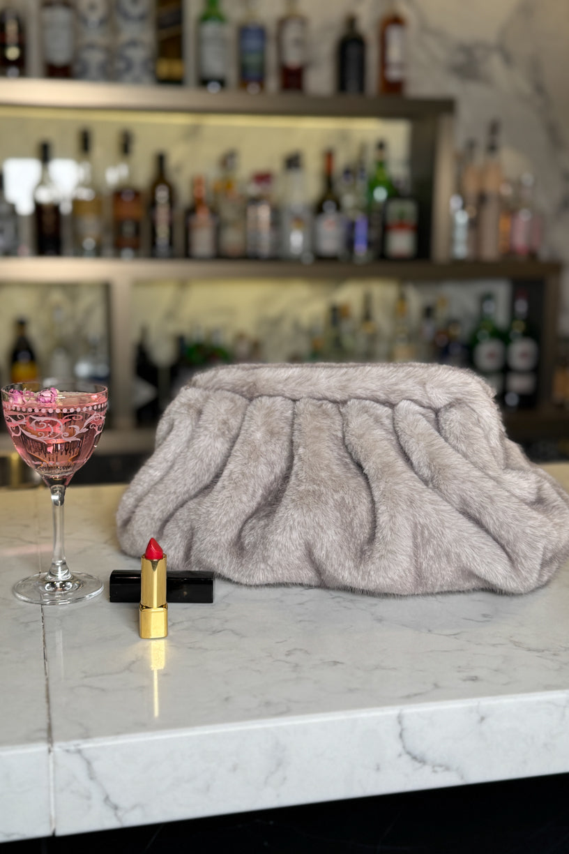 Carrie Fuskepels Veske Lys Grå