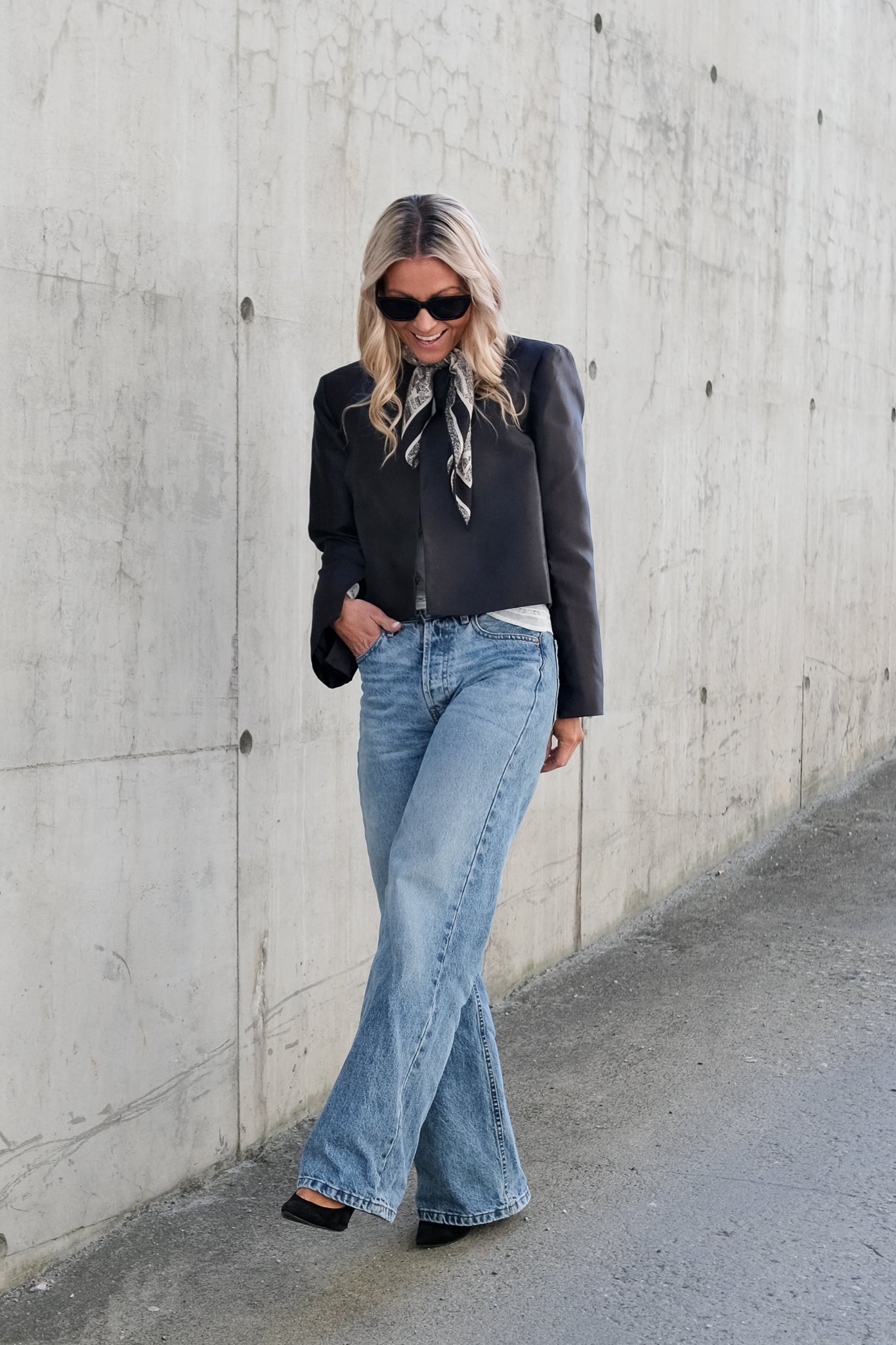 Ruthie Cropped Long Sleeve Blouse Black