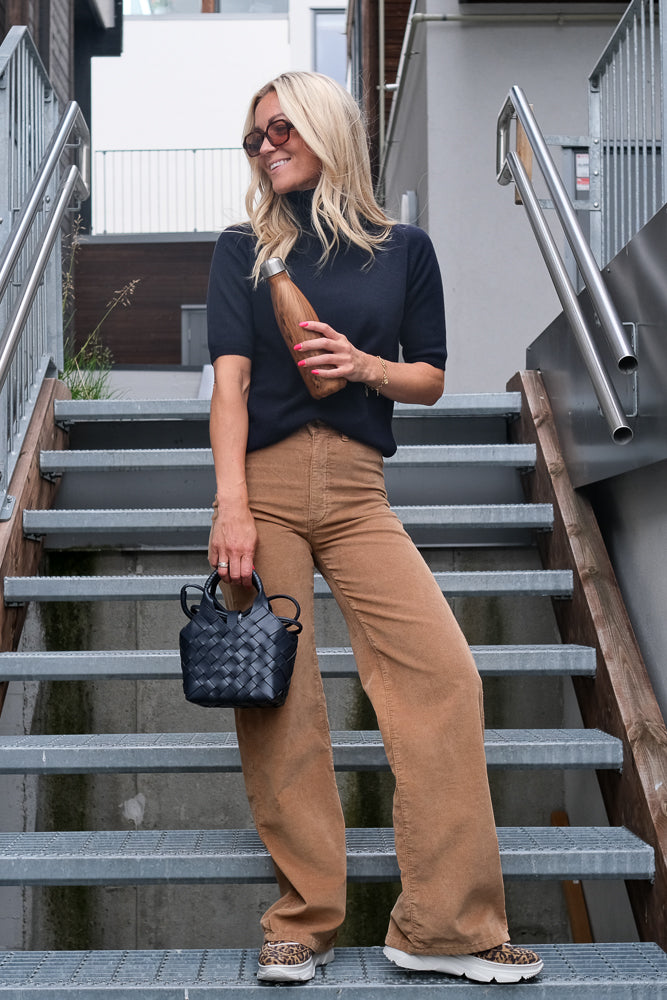 New Brava Micro Cord Tabacco Brown