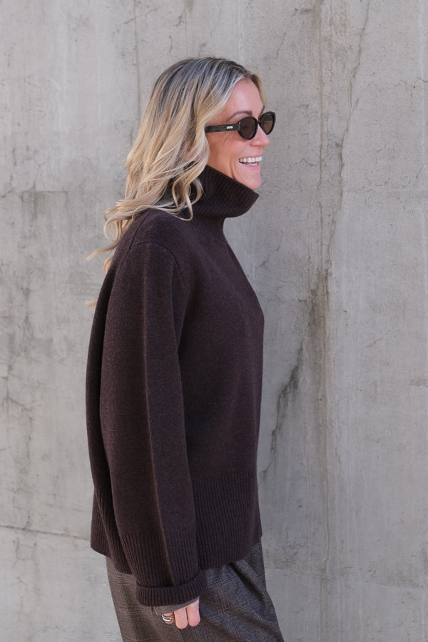 Alpha Knit T-Neck Dark Brown Melange