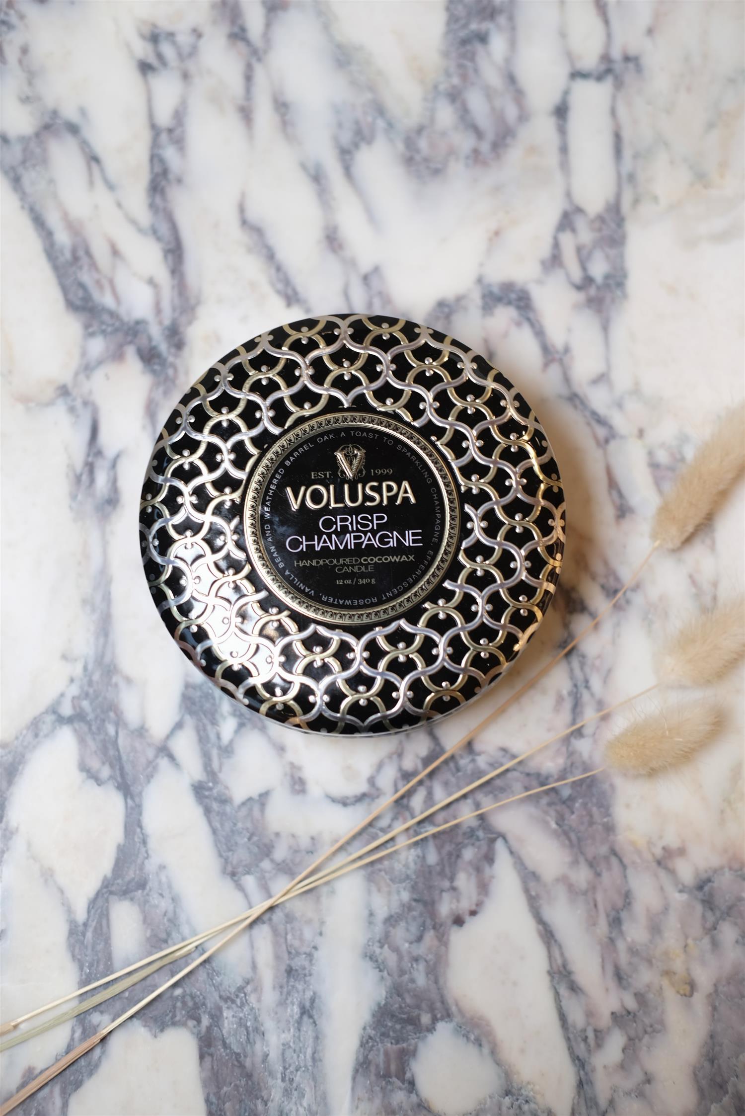 Crisp Champagne Medium 3 Wick Candle 40 Timer