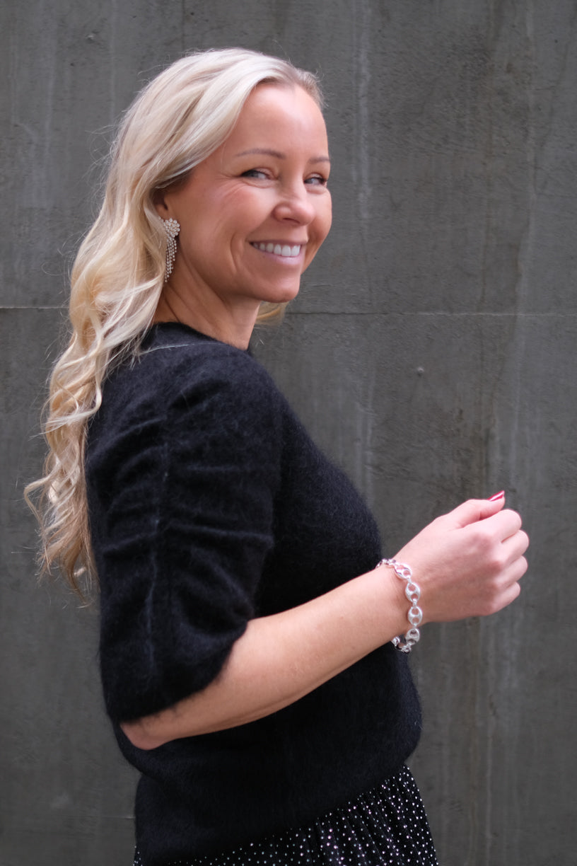 Fluffy Tee Knit Black