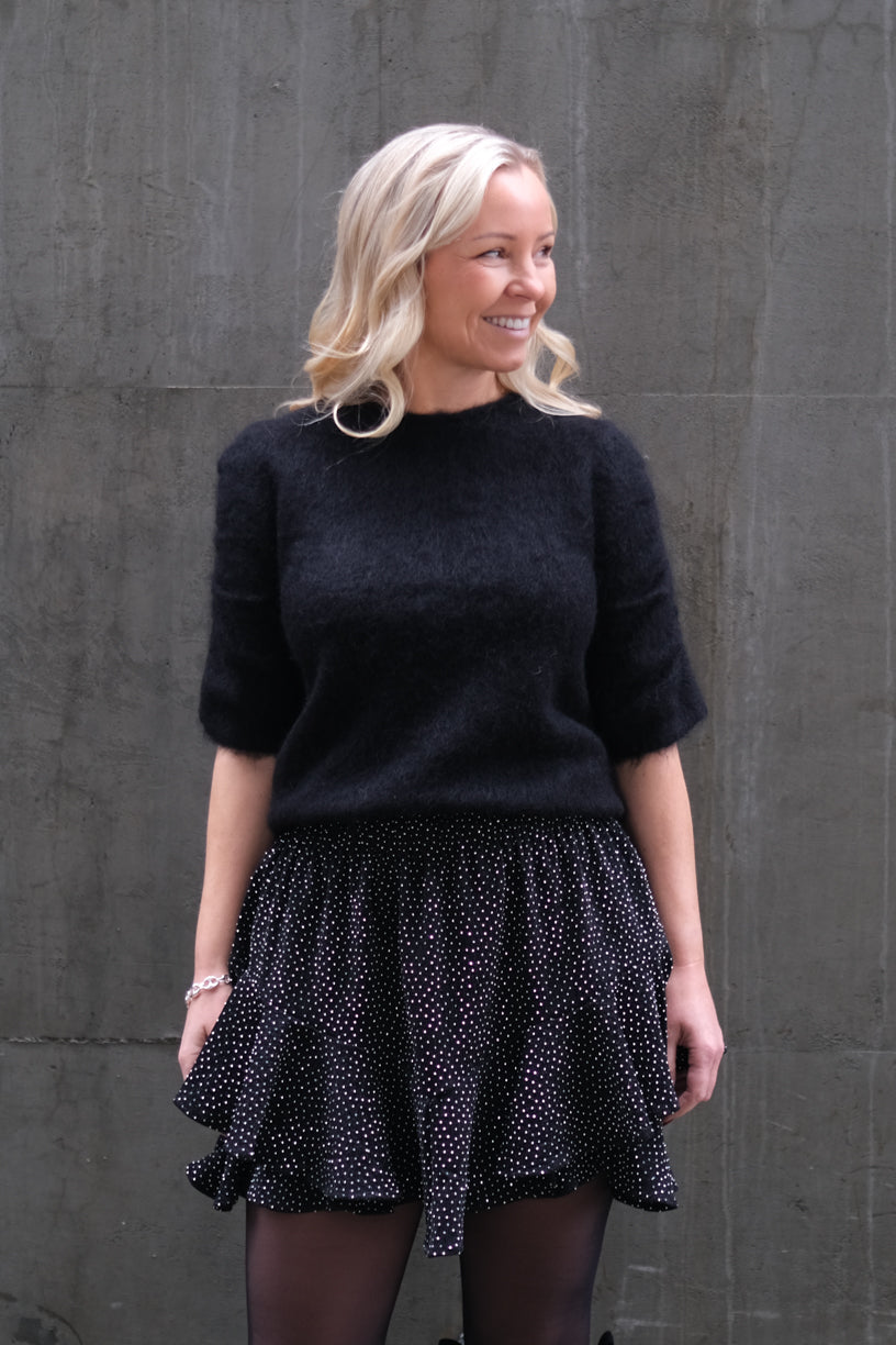 Fluffy Tee Knit Black