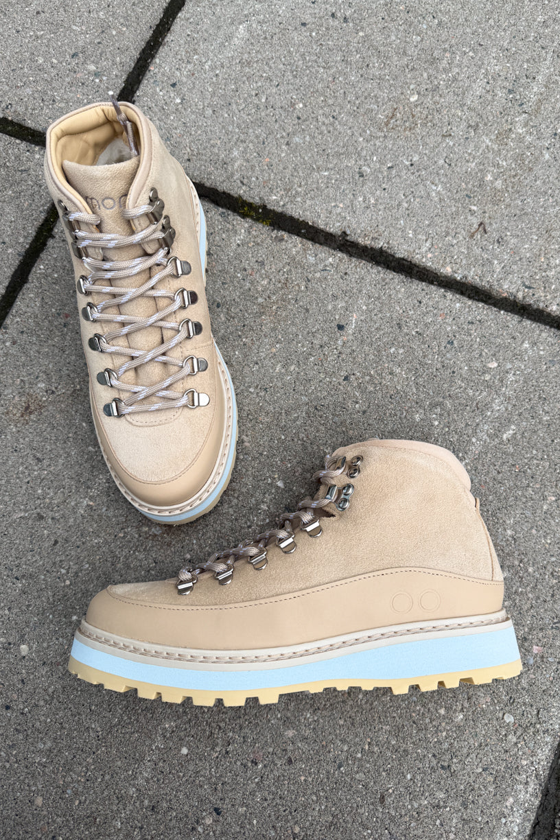 Core Cap Suede Sand Light Blue