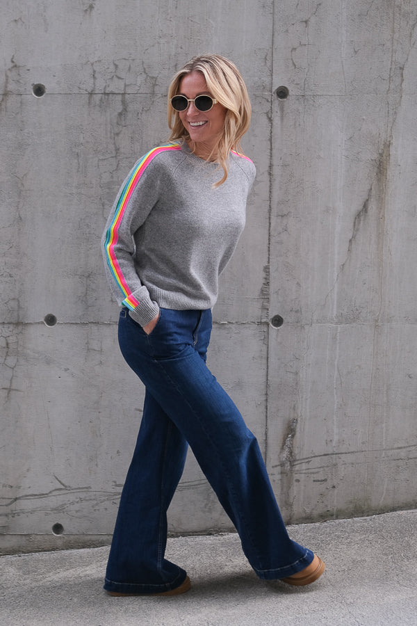 Roundneck Sweater Grey Multicolour Stripes