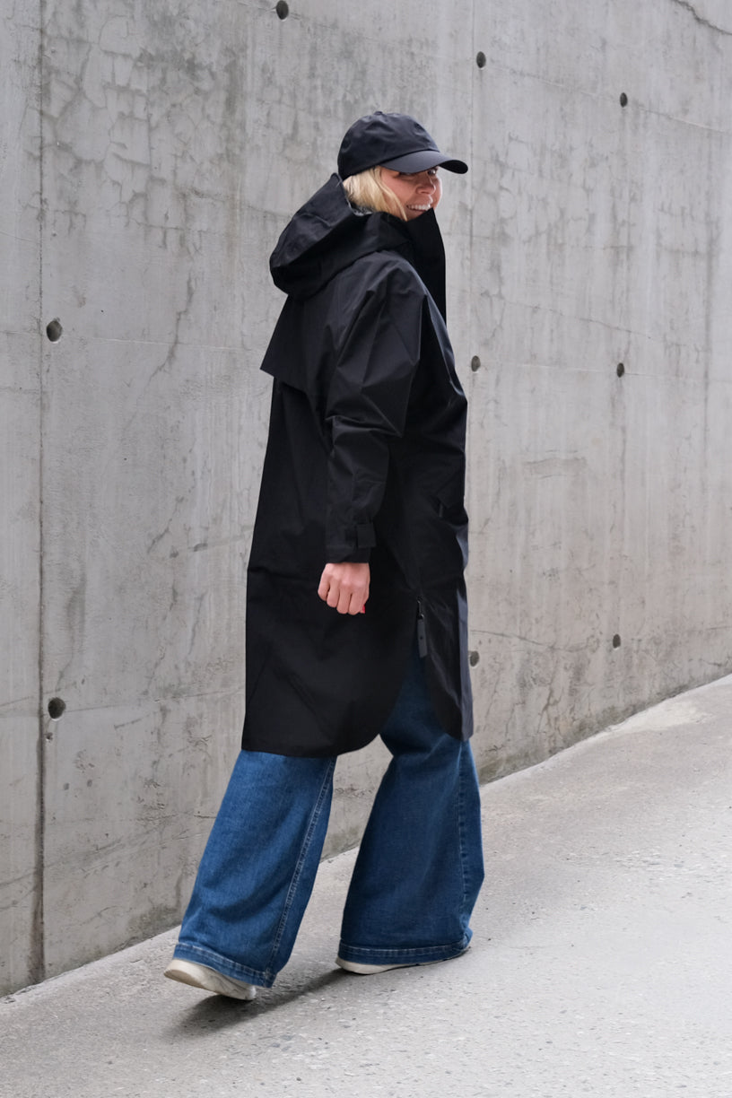 Vangen Coat Black