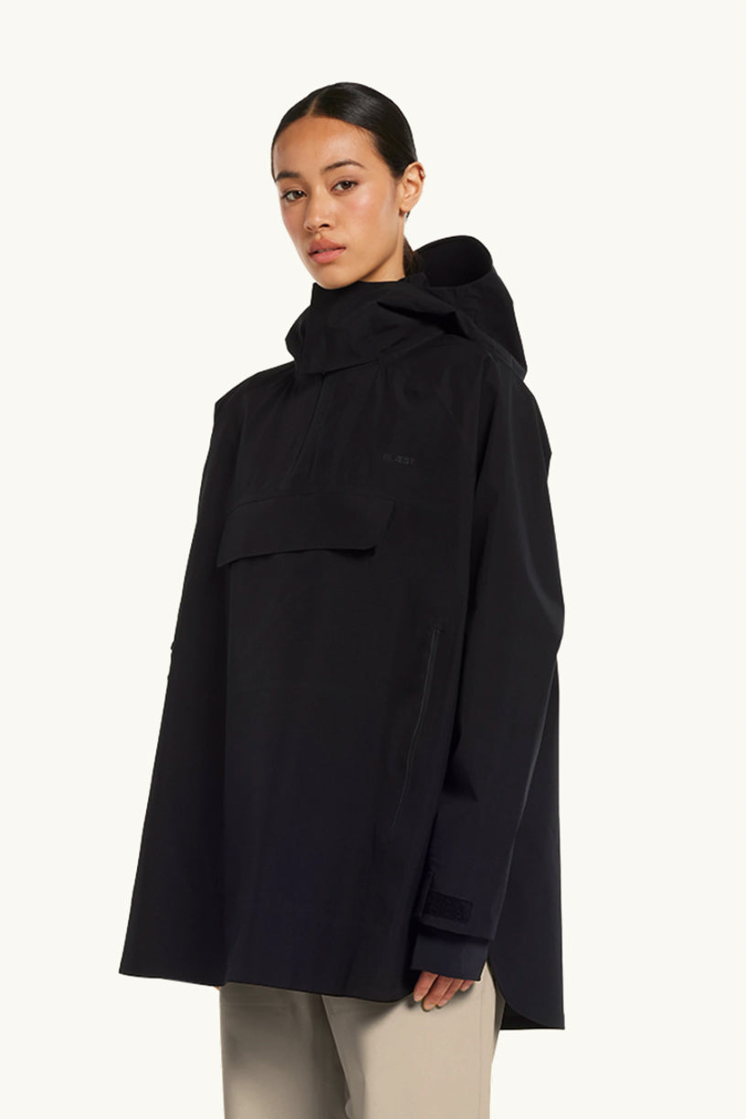Voss Poncho 2.0 Black