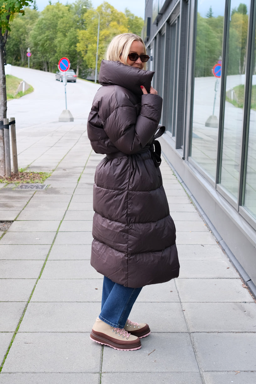 Dakota Down Coat Brown