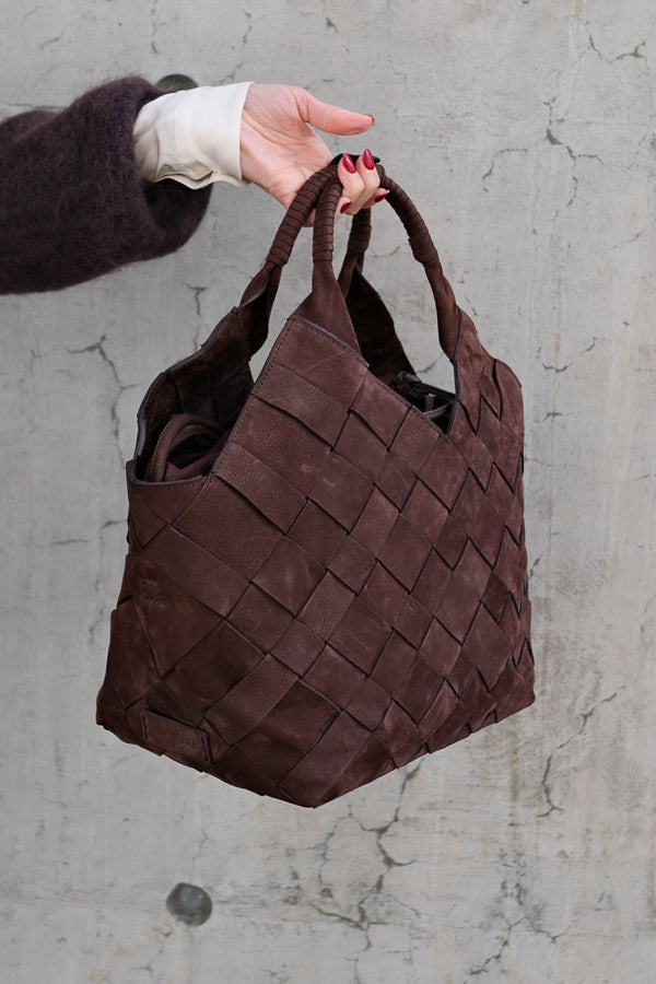 Misu Large Umber Nubuck