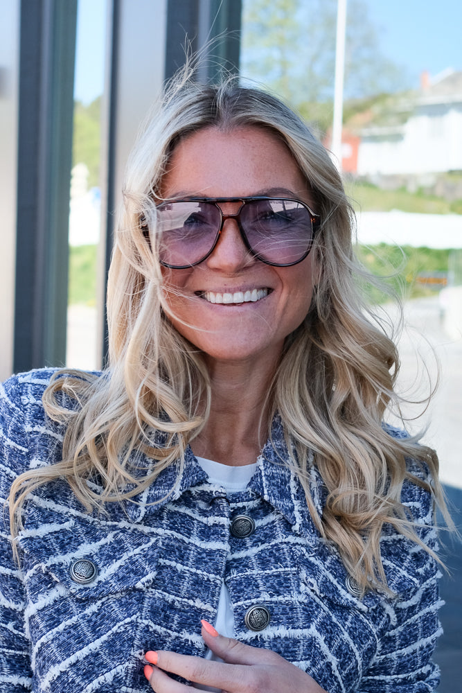 Stevie Tort Blue Fade