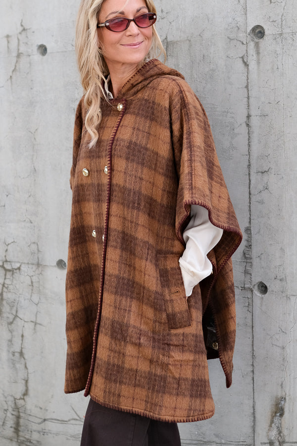 Tailored Cape Autumn Checks