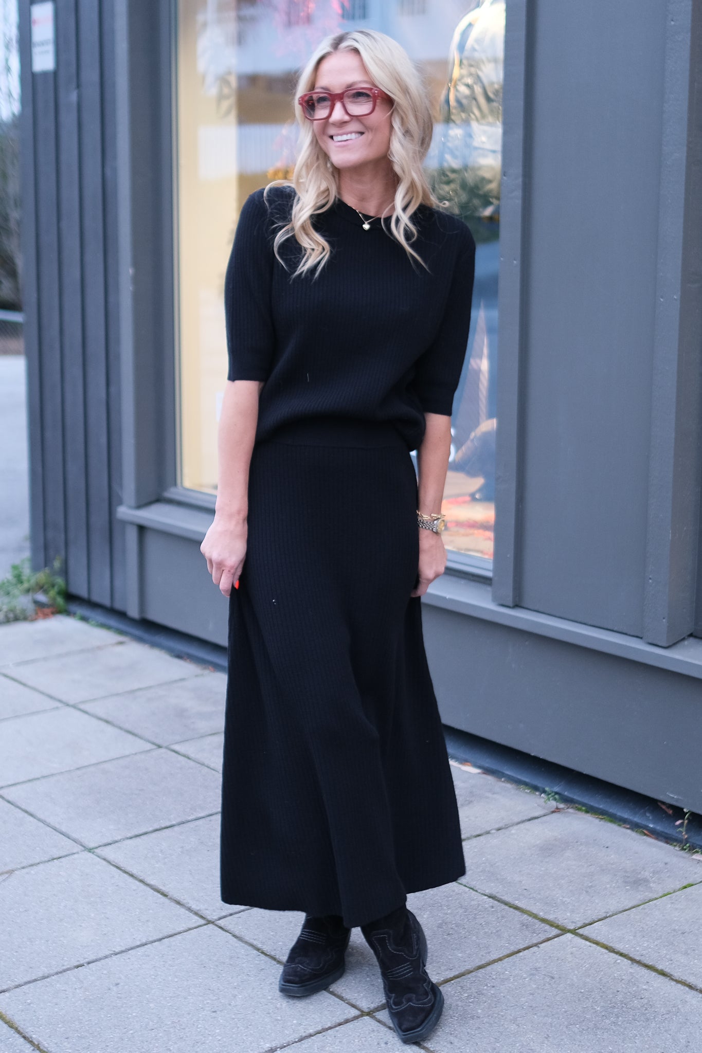 Winnie Merino Skirt Black