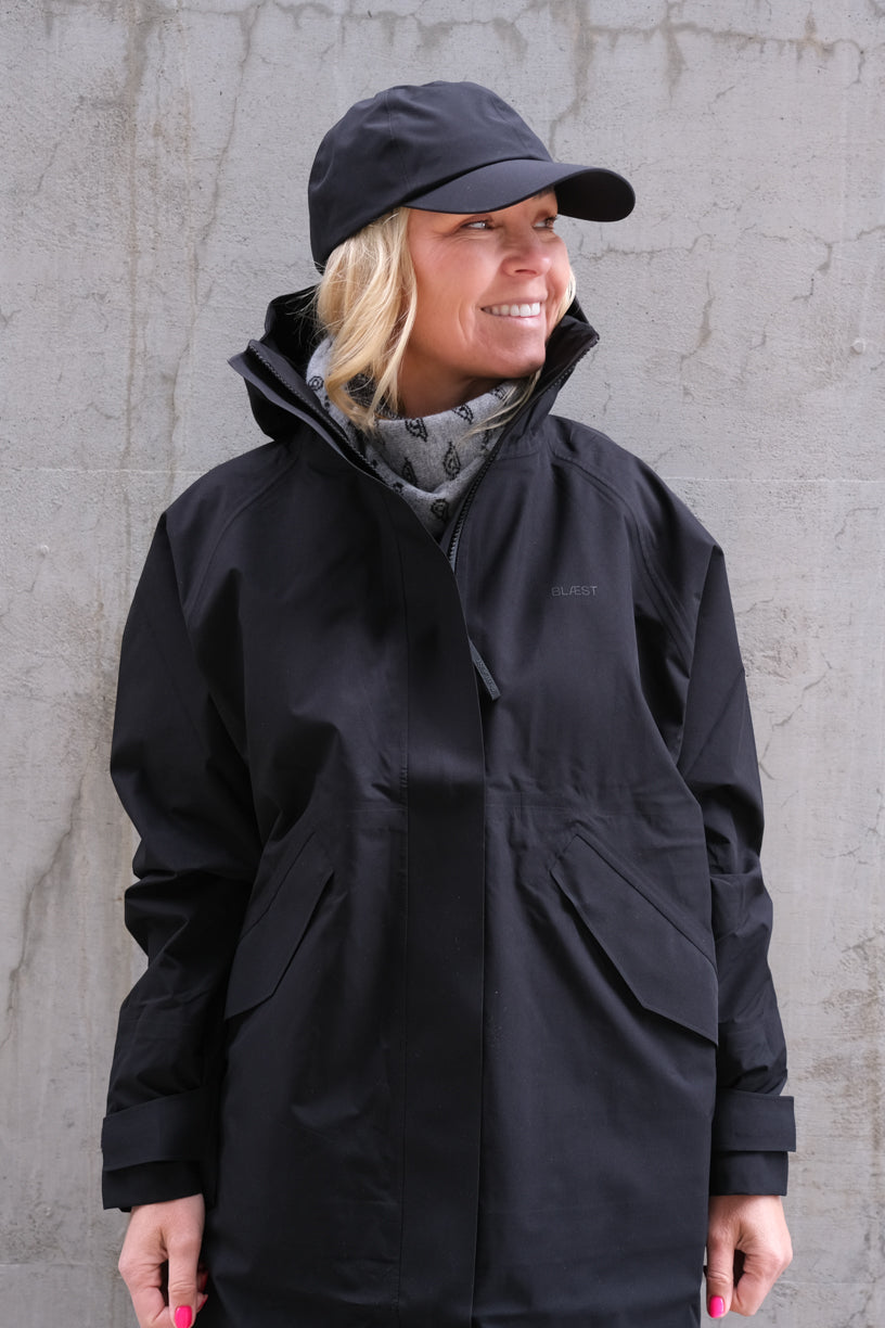 Vangen Coat Black