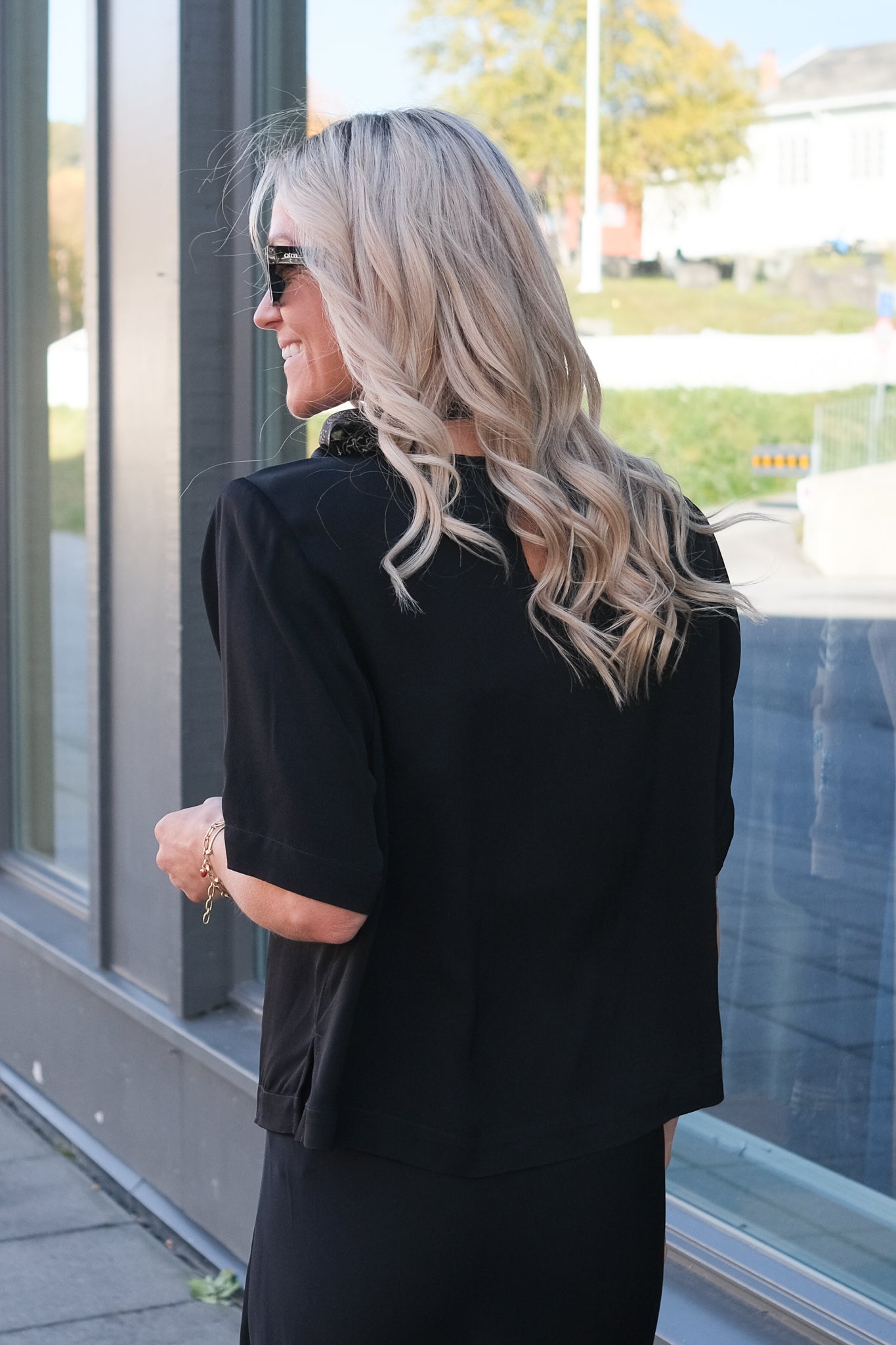 Leonie Satin Tee Black