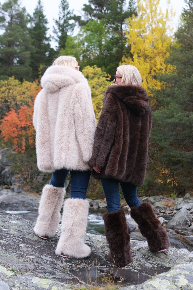 Noma X Samsara Fuskepelsjakke med Hette Lys Beige