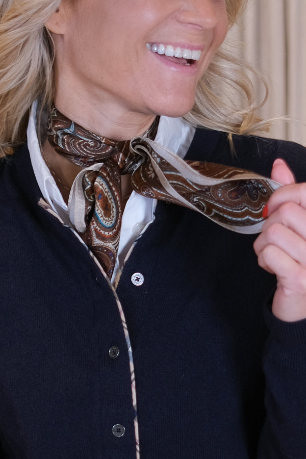 Silke Skjerf Square Bruntoner Creme Paisley