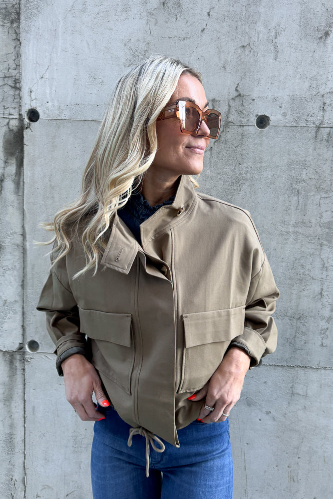 Dona Jacket Kaki