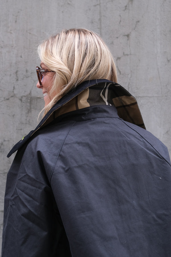 Icons Modern Spey Waxed Jacket Navy