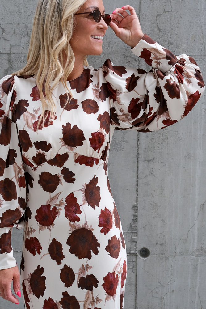 Alize Long Sleeved Satin Maxi Dress Wine Peony