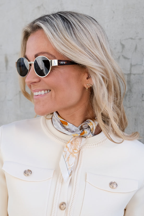 Italiensk Silke Skjerf Square Lys Beige / Gull