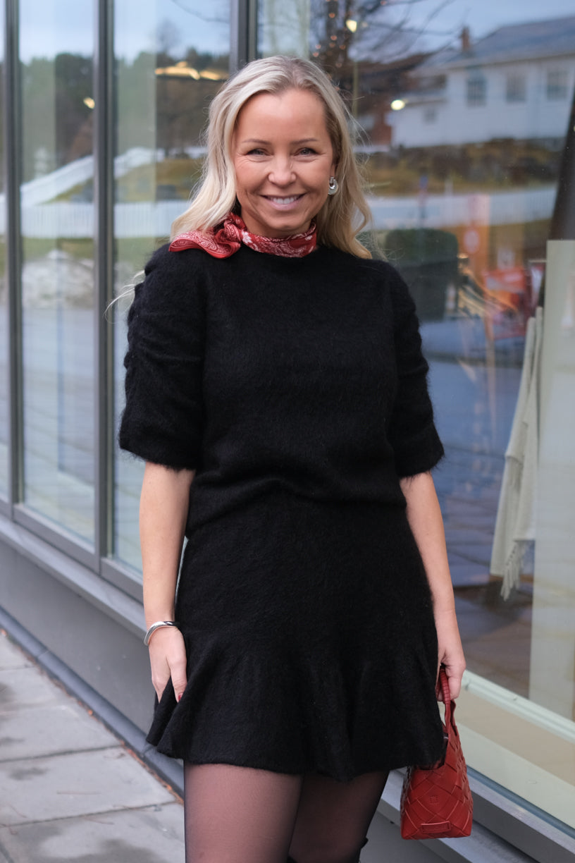 Knit Frill Skirt Black