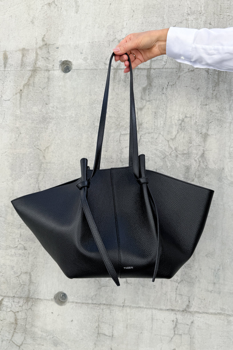Large Mochi Pebble Grain Leather Black