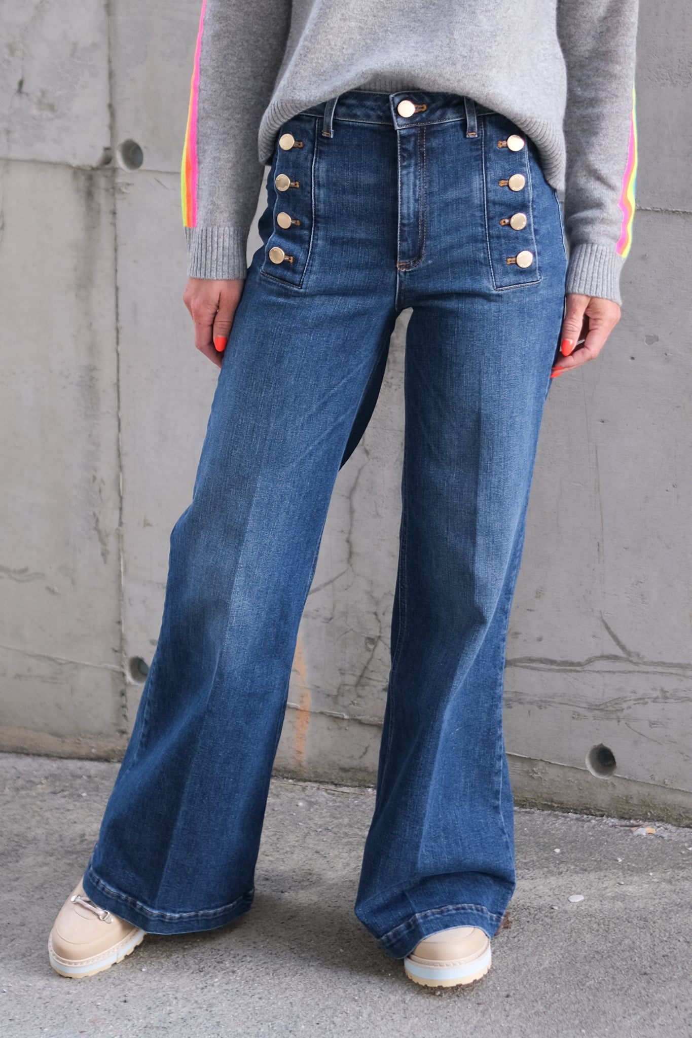 Giudith Medium Blue Denim