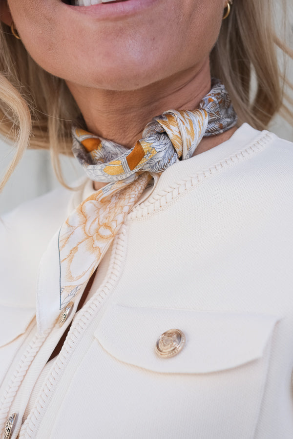 Italiensk Silke Skjerf Square Lys Beige / Gull