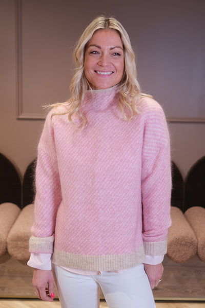 Capella Knit T-neck Pink Cosmos