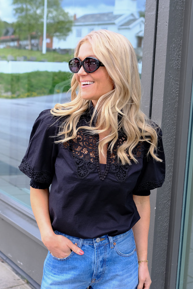 Sigga Blouse Black