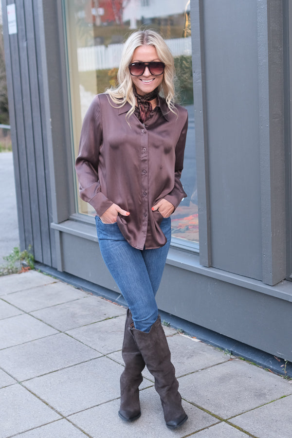 Matt Latia Shirt Brown