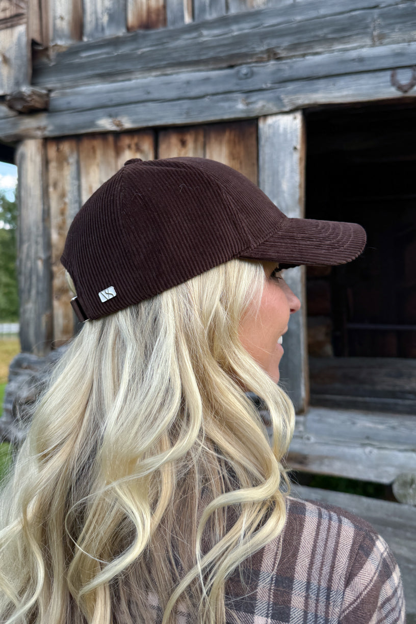 Corduroy Hawk Brown