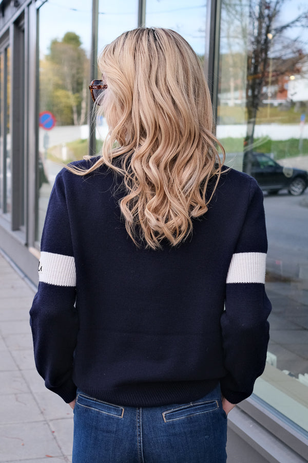 Avel Crew Neck Jumper Navy