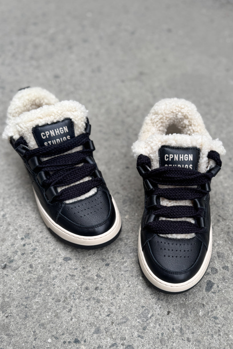 CPH236 Waxed Nabuc Black