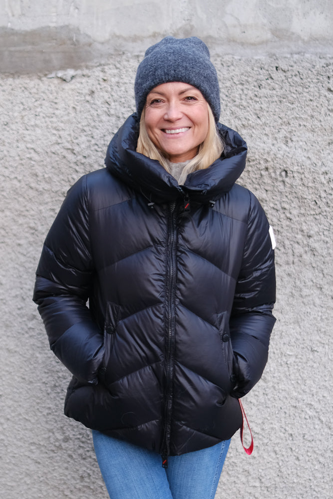 Helsinki Down Jacket Black